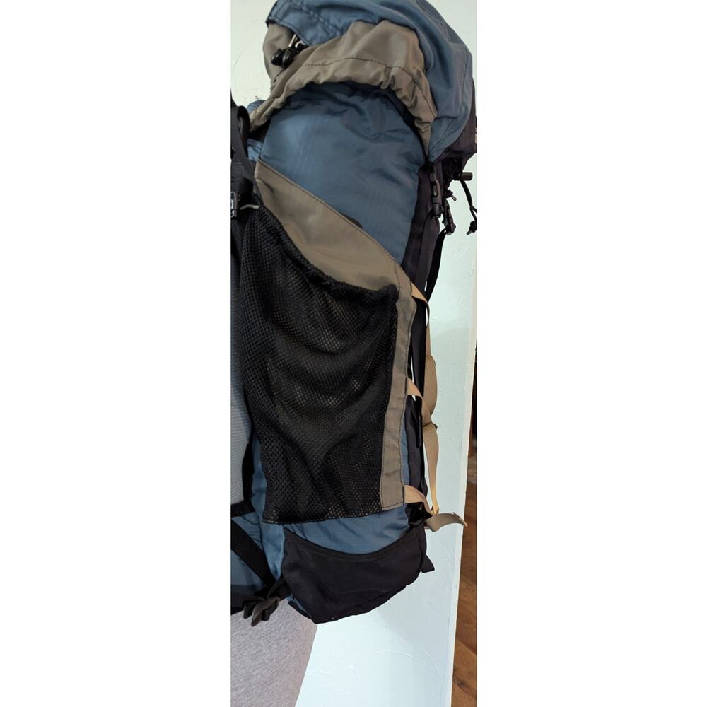 REI Rising Star Backpack, Clean,All Straps Intact - Picture 4 of 8
